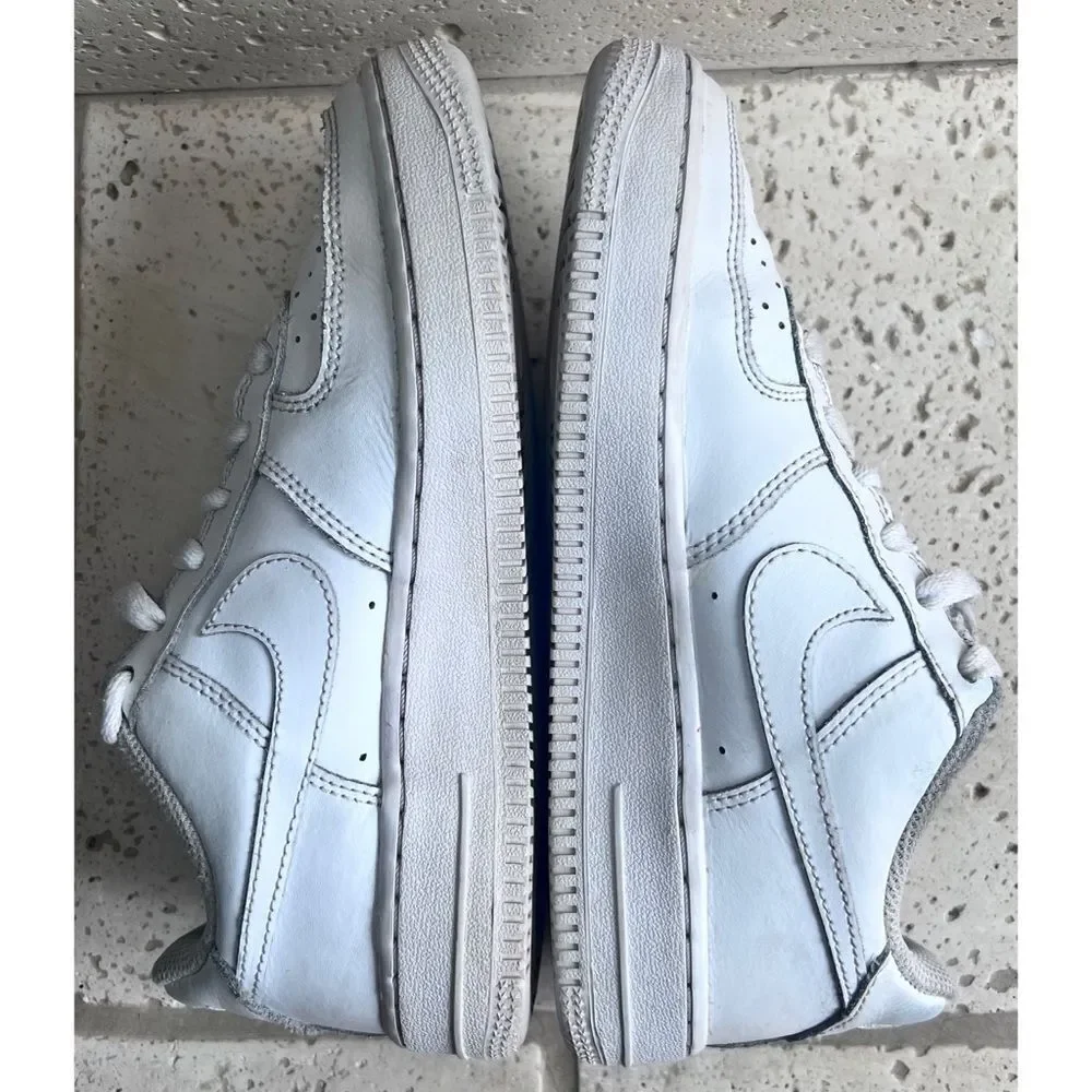 Nike Air Force 1 '07 Low Top Sneakers Triple White DH2920-111 Size 4 Youth